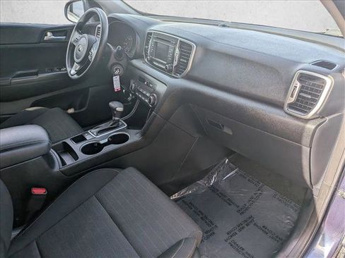 Used 2018 Kia Sportage LX image 20