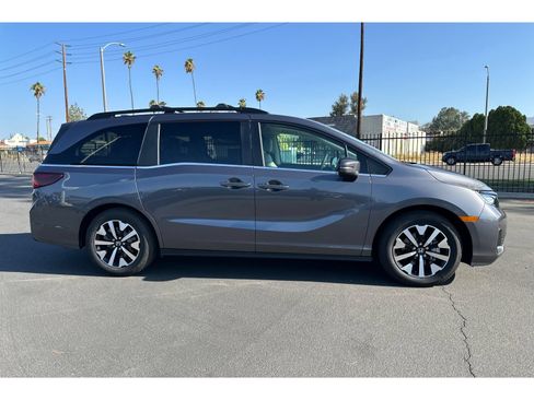 Used 2026 Honda Odyssey EX-L image 7