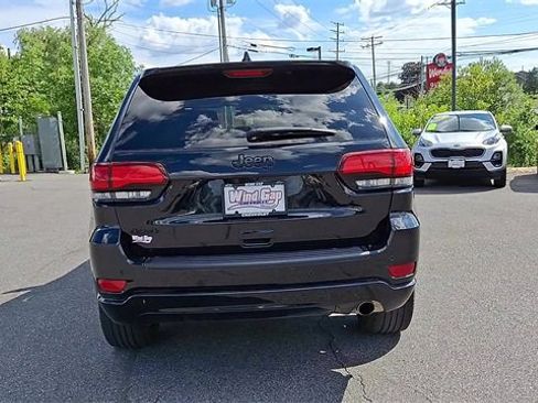 Used 2021 Jeep Grand Cherokee Laredo X image 7