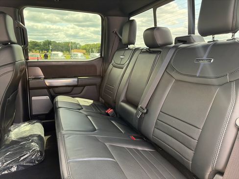 Used 2025 Ford F150 Platinum AWD/4WD image 32