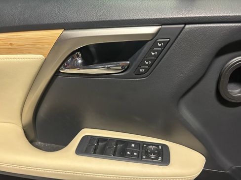 Used 2022 Lexus RX 350L FWD w/ Premium Package image 62