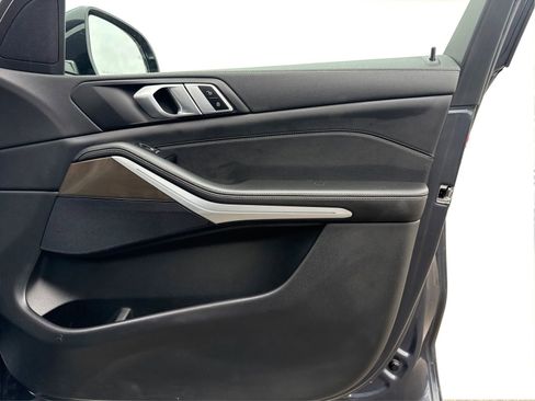 Used 2022 BMW X5 xDrive40i w/ Premium Package image 21