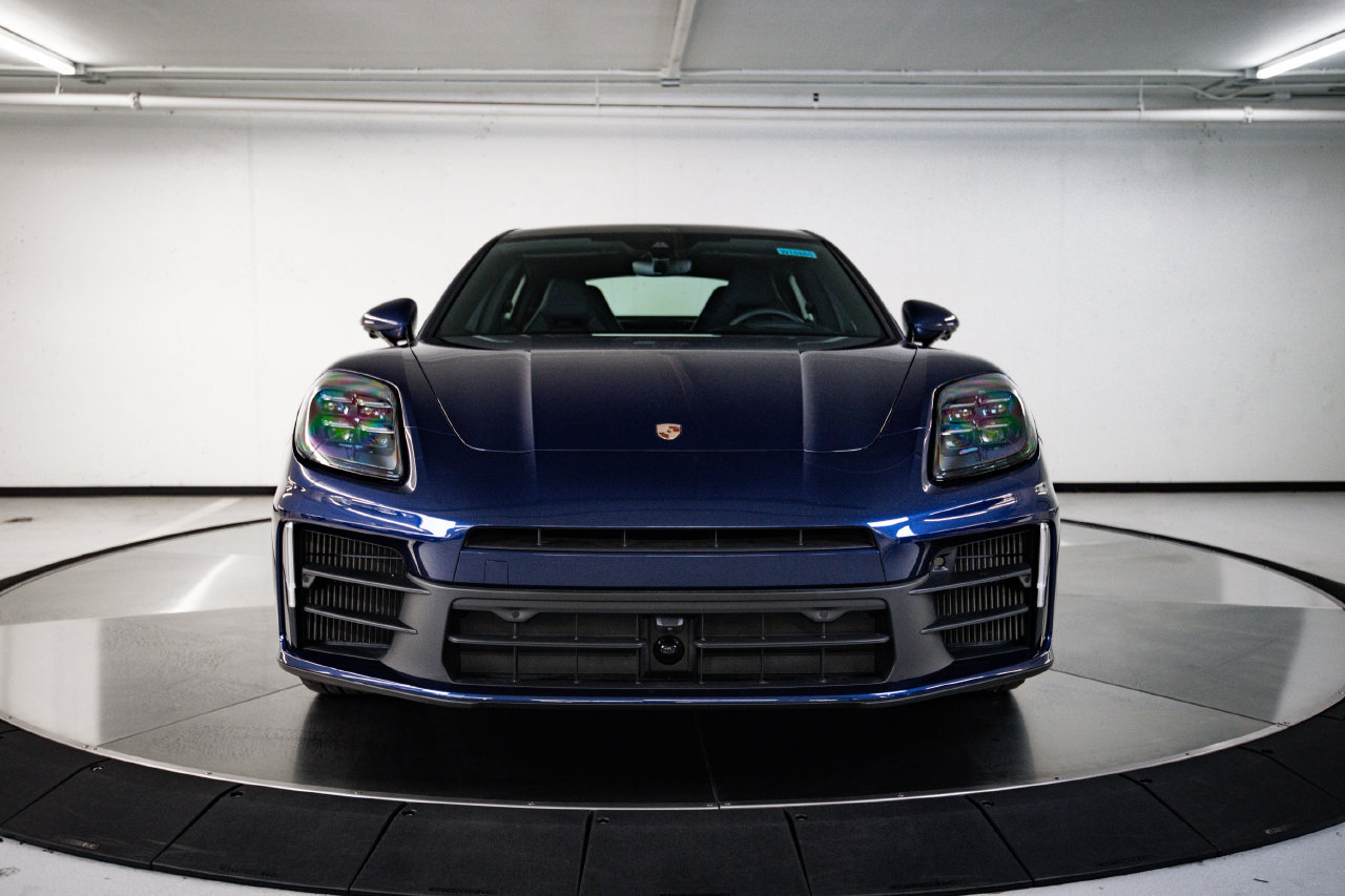 Certified 2026 Porsche Panamera RWD image 10