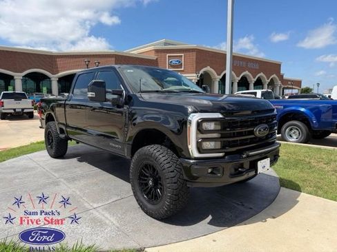 Used 2024 Ford F250 Lariat w/ Lariat Ultimate Package AWD/4WD image 1