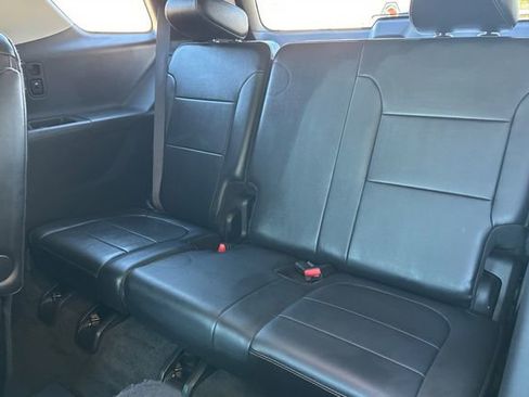 Used 2018 Chevrolet Traverse LT image 18