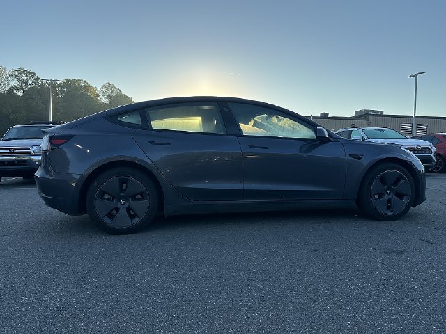 Used 2023 Tesla Model 3 Standard Range RWD image 8