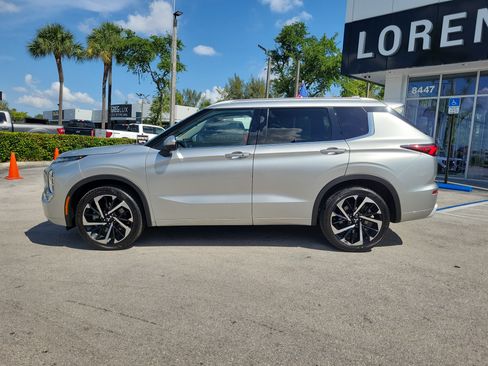 Used 2022 Mitsubishi Outlander SEL FWD image 8