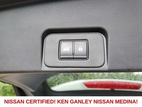 Certified 2026 Nissan Rogue SV AWD/4WD image 43