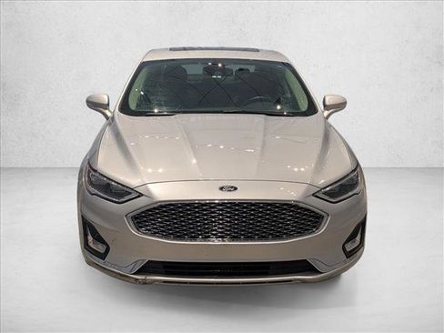 Used 2019 Ford Fusion Titanium image 2
