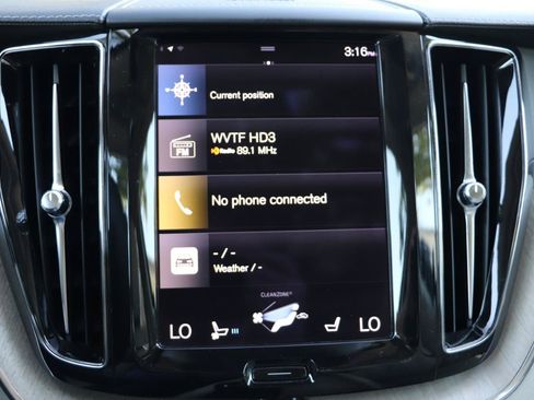 Used 2021 Volvo XC60 T5 Inscription w/ Protection Package Premier FWD image 15