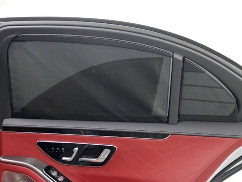 Used 2023 Mercedes-Benz S 580 4MATIC Sedan image 36