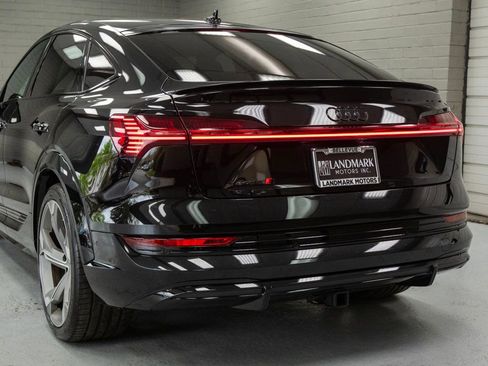 Used 2023 Audi e-tron S Prestige w/ Prestige Package AWD/4WD image 42