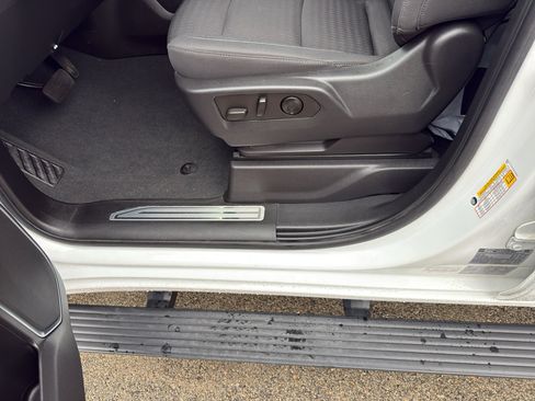 Used 2022 Chevrolet Silverado 1500 RST image 17