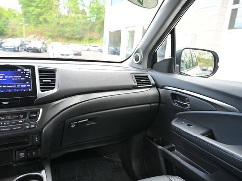 Used 2017 Honda Pilot EX-L image 11