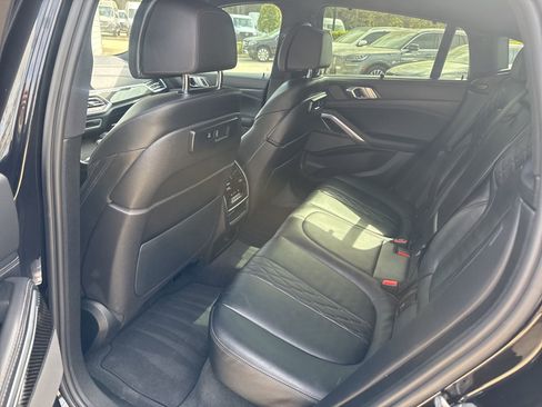Used 2023 BMW X6 M50i w/ Parking Assistance Package image 10
