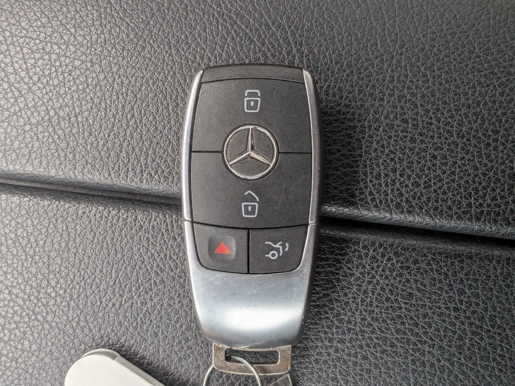 Used 2021 Mercedes-Benz C 300 Cabriolet image 26