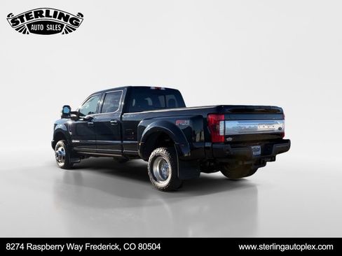 Used 2019 Ford F350 Platinum w/ Platinum Ultimate Package image 3