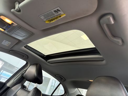 Used 2016 Acura TLX V6 image 16