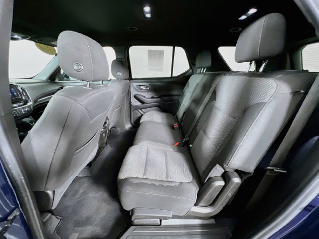 Used 2023 Chevrolet Traverse LT AWD/4WD image 23