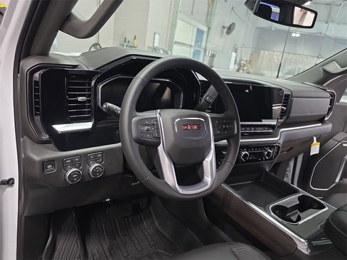 New 2026 GMC Sierra 2500 SLT w/ SLT Premium Package image 15