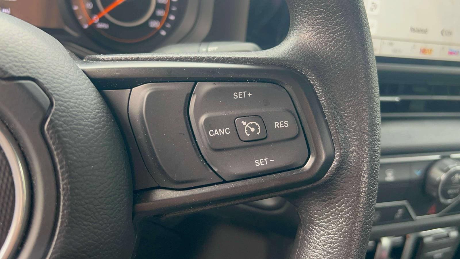 Used 2025 Jeep Wrangler Sport AWD/4WD image 18