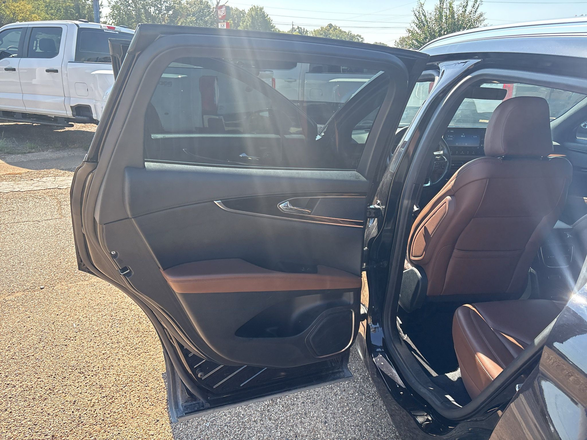 Used 2022 Lincoln Nautilus Reserve FWD image 16