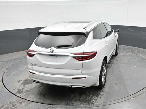 Used 2021 Buick Enclave Avenir w/ Avenir Technology Package AWD/4WD image 21