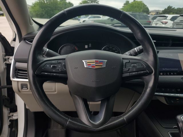 Used 2019 Cadillac XT4 Premium Luxury w/ Cold Weather Package AWD/4WD image 22