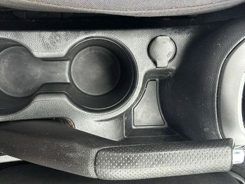 Used 2015 Chevrolet Cruze LS image 35