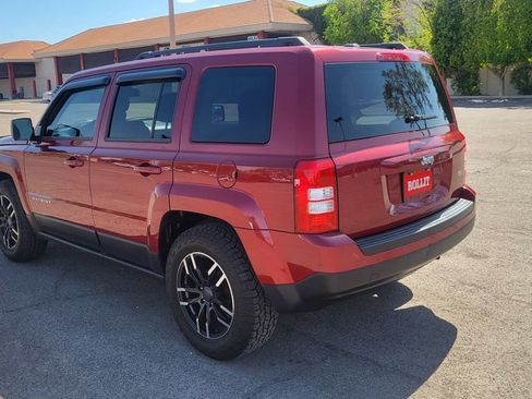Used 2014 Jeep Patriot Latitude FWD image 8