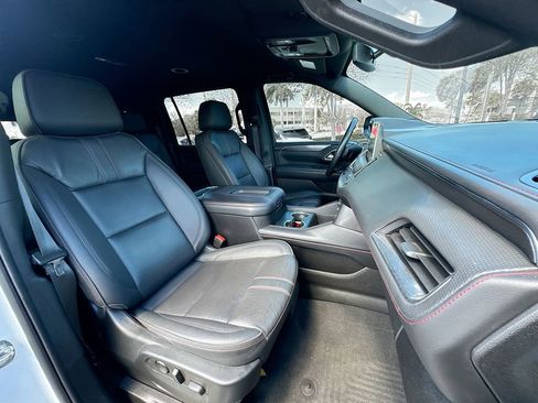 Used 2022 Chevrolet Suburban RST w/ Luxury Package image 26