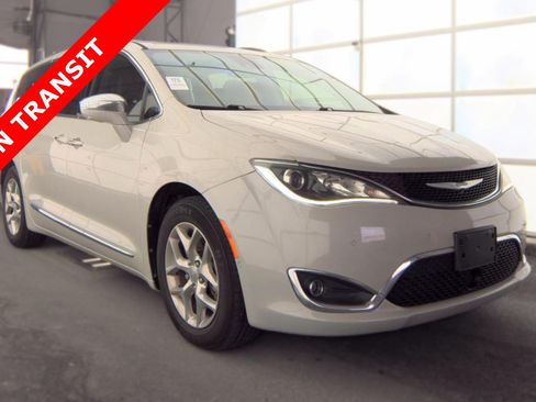 Used 2019 Chrysler Pacifica Limited w/ Advanced Safetytec Group FWD image 1