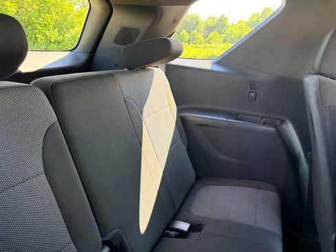Used 2023 Chevrolet Traverse LT FWD image 38