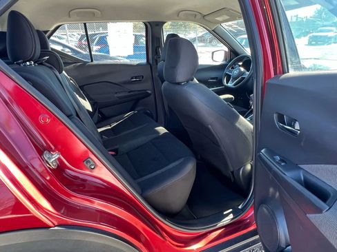 Used 2020 Nissan Kicks SV FWD image 28