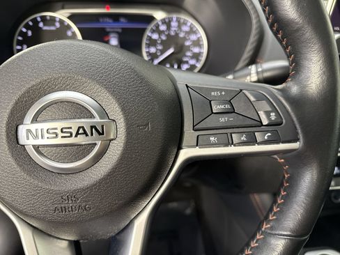 Used 2023 Nissan Sentra SR w/ SR Premium Package FWD image 14