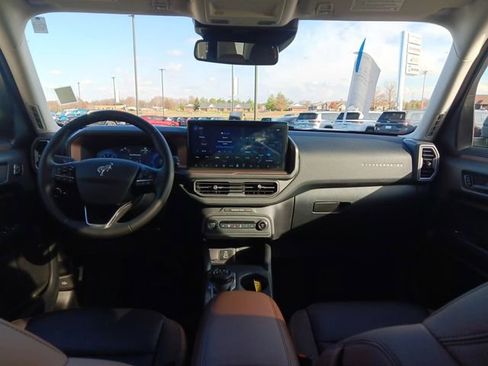 Used 2025 Ford Bronco Sport Outer Banks w/ Outer Banks Tech Package+ image 14