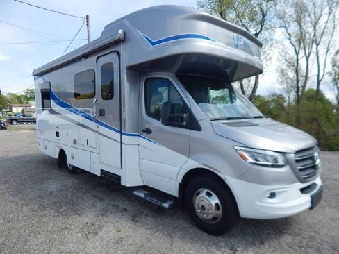 Used 2020 Mercedes-Benz Sprinter 3500 image 8