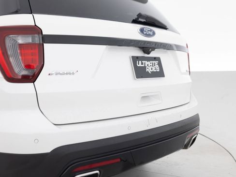 Used 2017 Ford Explorer Sport w/ Equipment Group 401A AWD/4WD image 16