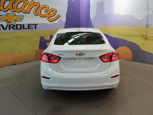 Used 2018 Chevrolet Cruze LT image 6