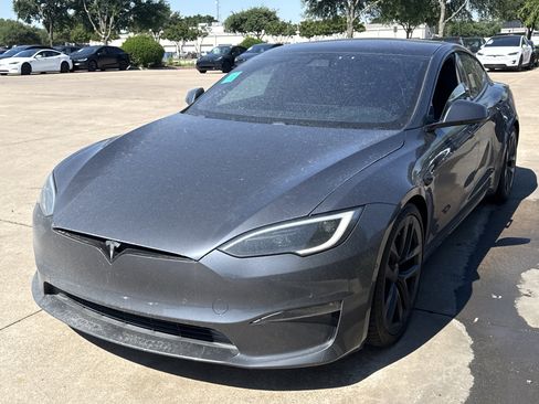 Used 2022 Tesla Model S Plaid AWD/4WD image 3