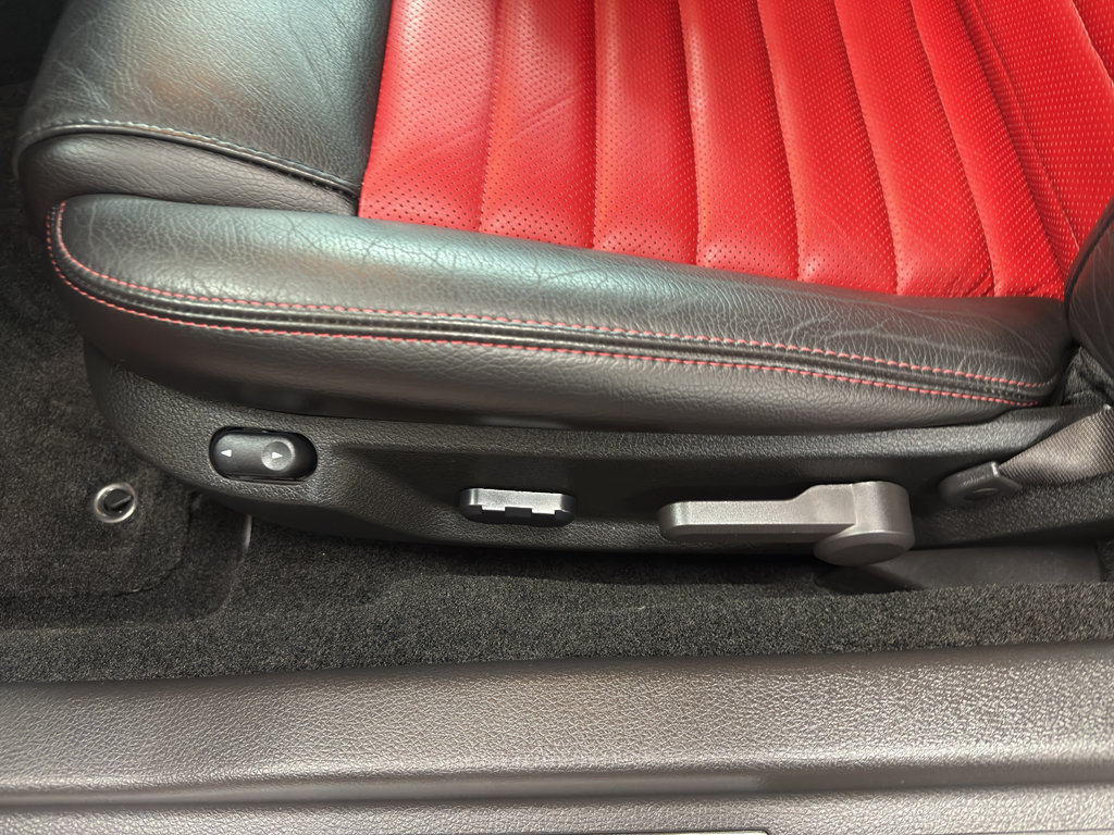 Used 2007 Ford Mustang Shelby GT500 RWD image 14