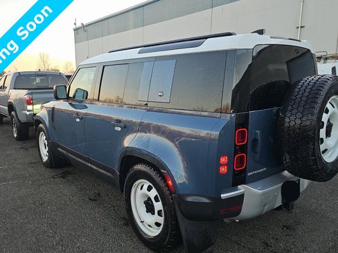 Used 2024 Land Rover Defender 110 S image 4