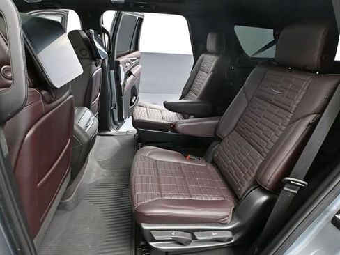 Used 2024 Cadillac Escalade V w/ LPO, ONYX Package AWD/4WD image 46
