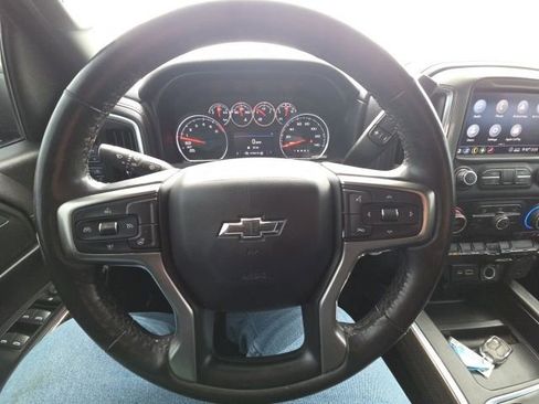 Used 2020 Chevrolet Silverado 1500 LT Trail Boss image 31