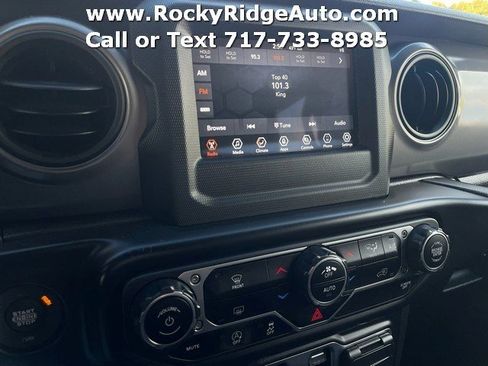 Used 2021 Jeep Wrangler Unlimited Sport image 12