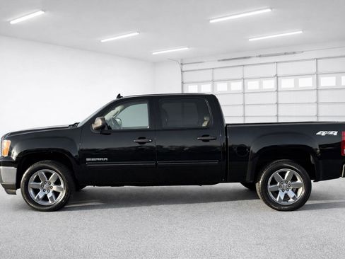Used 2013 GMC Sierra 1500 SLE w/ Power Tech Package image 10