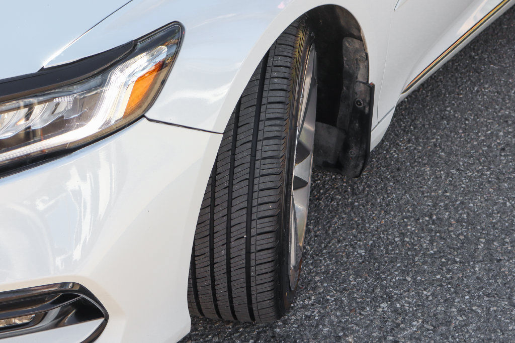 Used 2018 Honda Accord Touring image 48
