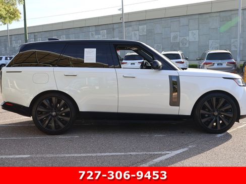 Used 2023 Land Rover Range Rover SV AWD/4WD image 10
