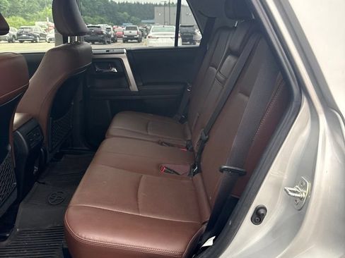Used 2024 Toyota 4Runner Limited AWD/4WD image 15