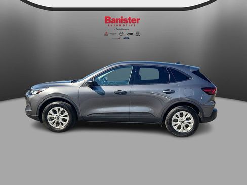 Used 2025 Ford Escape Active AWD/4WD image 7